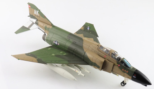 Hobby Master HA19054 McDonnell Douglas F-4C Phantom II, 389 TFS Gunfighters 1967