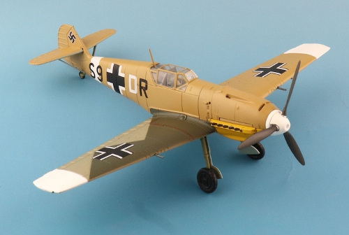 Hobby Master HA8719 Messerschmitt Bf109E-7, 7./ZG 1, Libya, 1942 "Jabo"